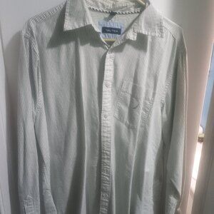 Nautica green button up large